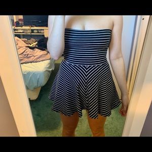Small American apparel dress